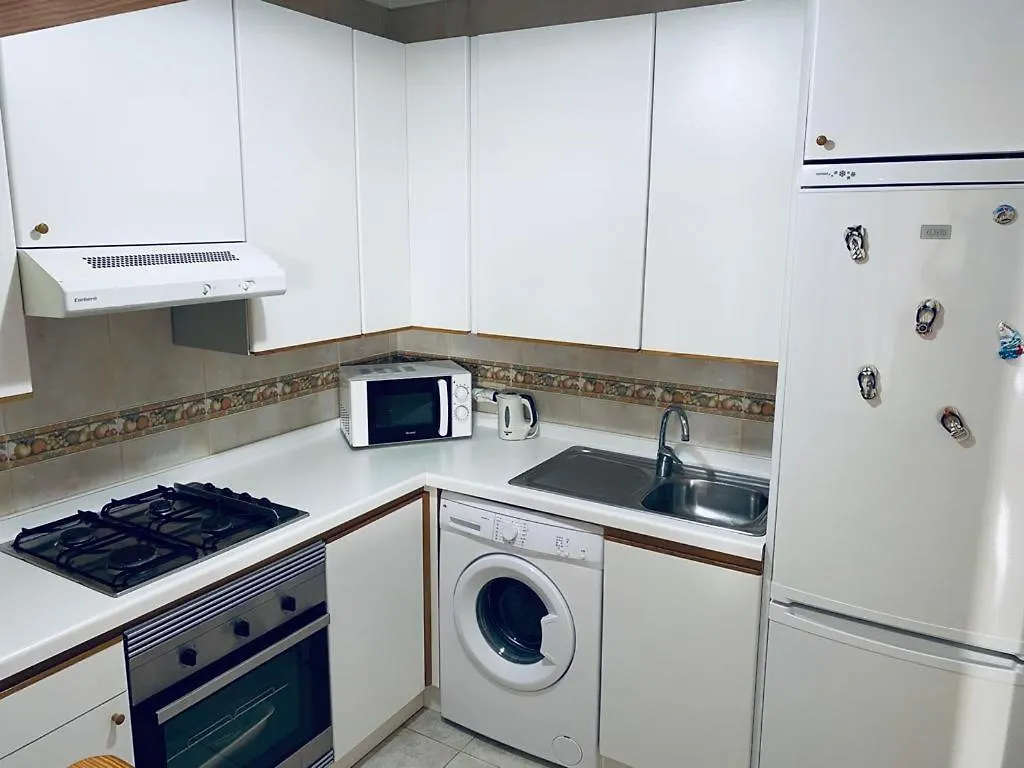 Apartamentos Playa Chica / Playa Las Gaviotas سانتا كروز دي تينيريف 0*,  إسبانيا