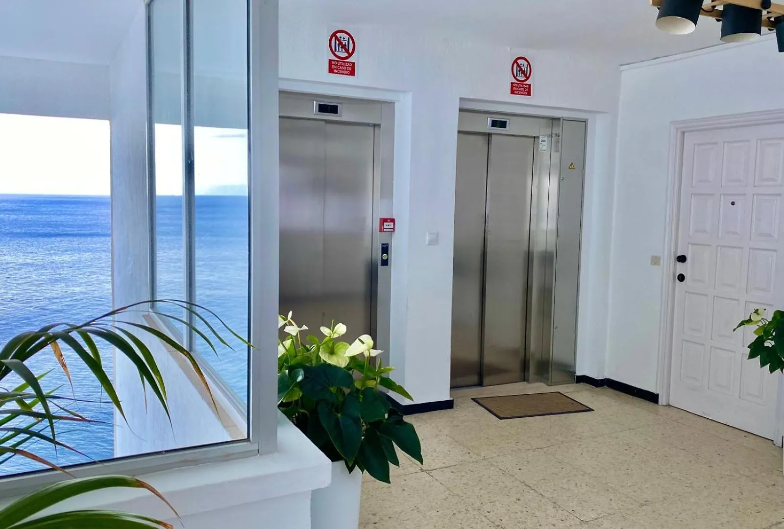 Apartamentos Playa Chica / Playa Las Gaviotas Santa Cruz de Tenerife Spagna
