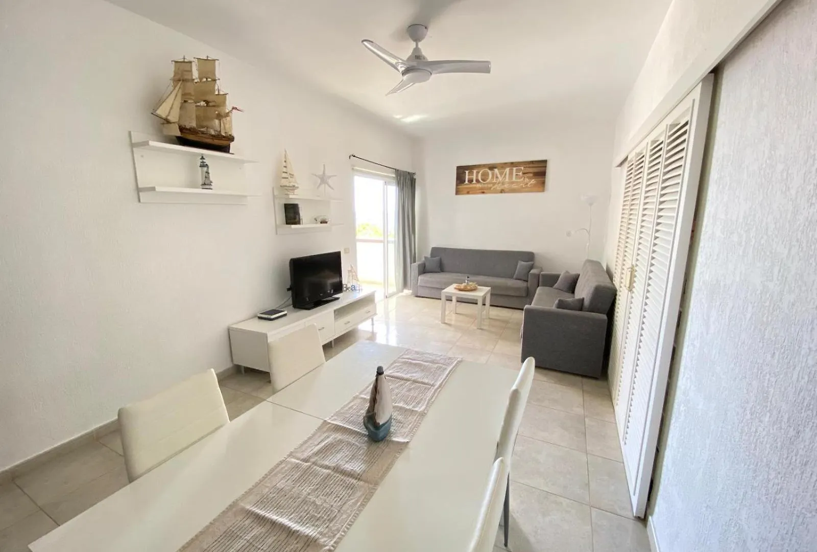 Apartamentos Playa Chica / Playa Las Gaviotas Santa Cruz de Tenerife Apartment